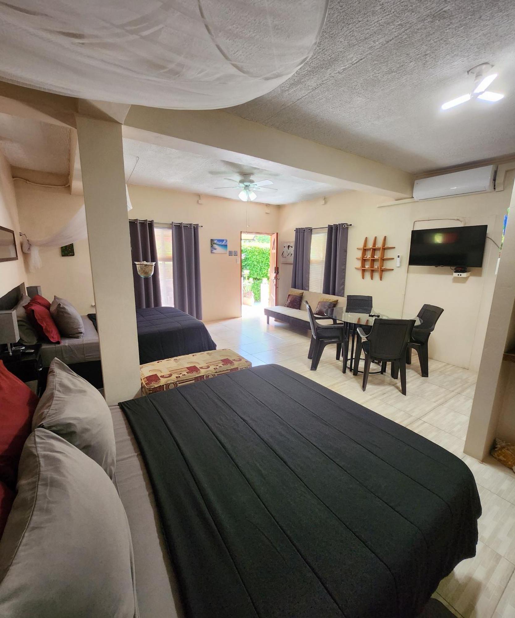 Carolina Point Resort คราวน์พอยต์ ภายนอก รูปภาพ