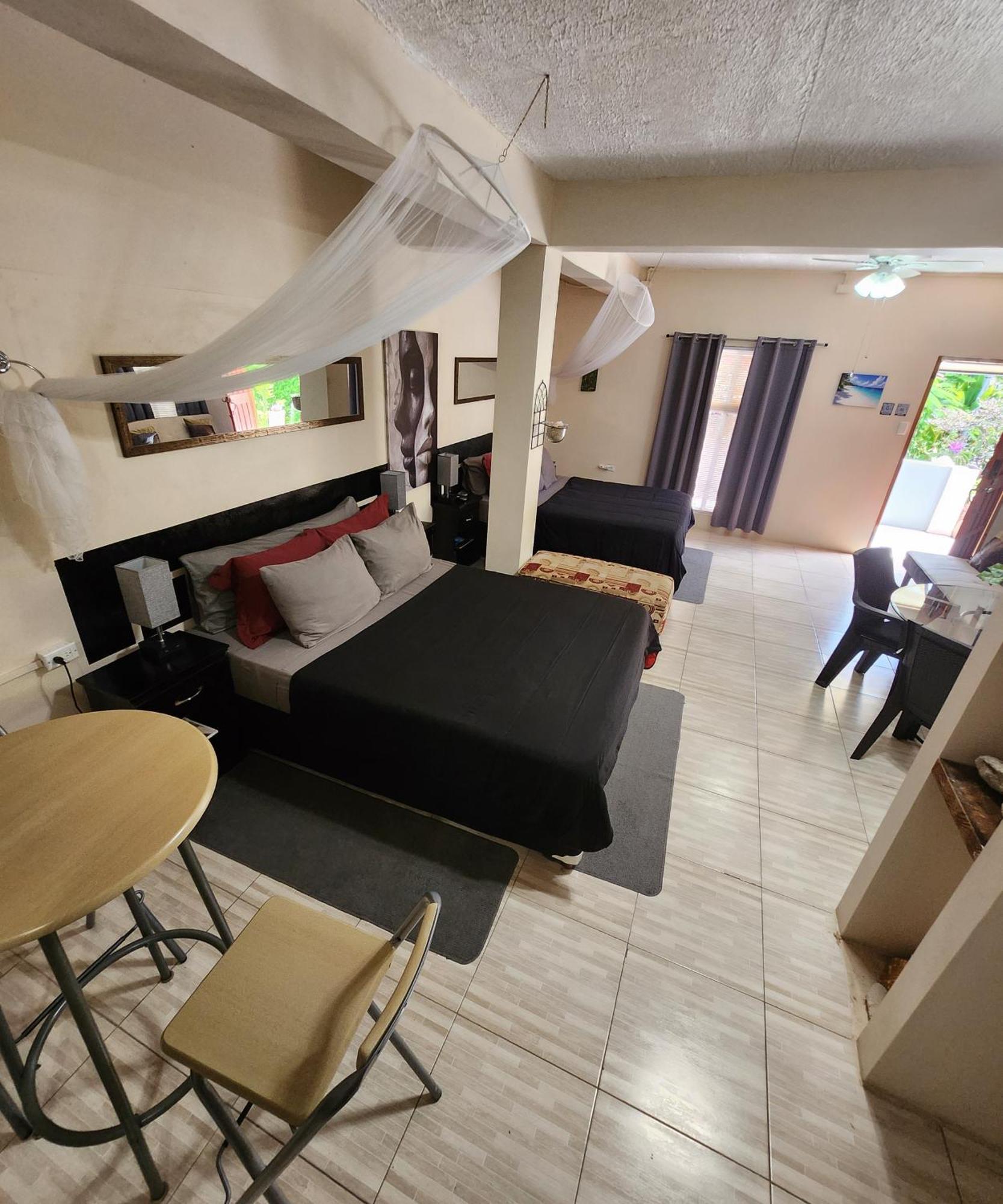 Carolina Point Resort คราวน์พอยต์ ภายนอก รูปภาพ